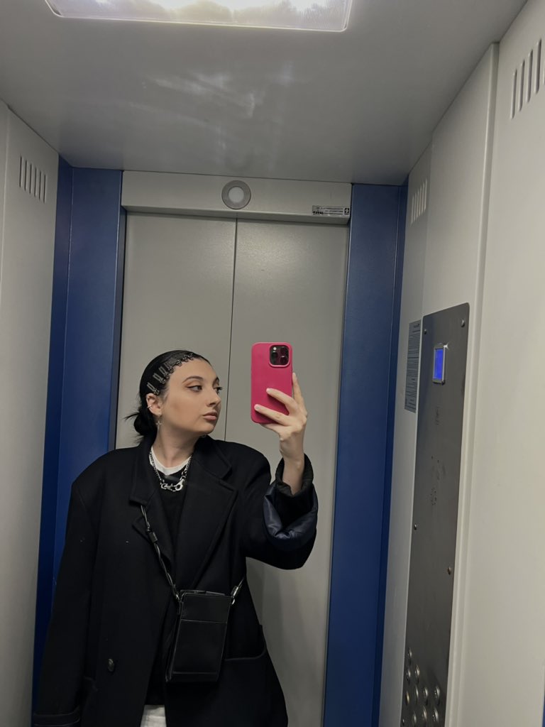 lsrtnv's tweet image. 