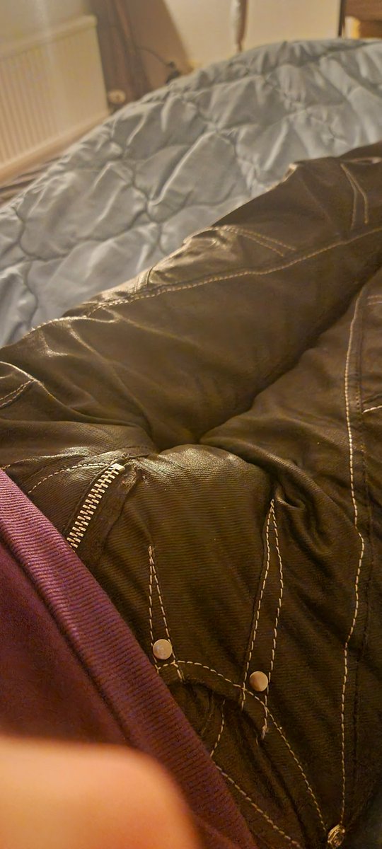 fredrixfans's tweet photo. @fredrixfans

If you like, watch my horny everyday life at https://t.co/TKFgi2ShPb 

#horny #bisex #onlyfans #gay #twink #ContentCreator #suck #lick #fuck #fetisch #kinky #famboy #dickpic #dickvideo #dickpic https://t.co/lXSYSdQZkO