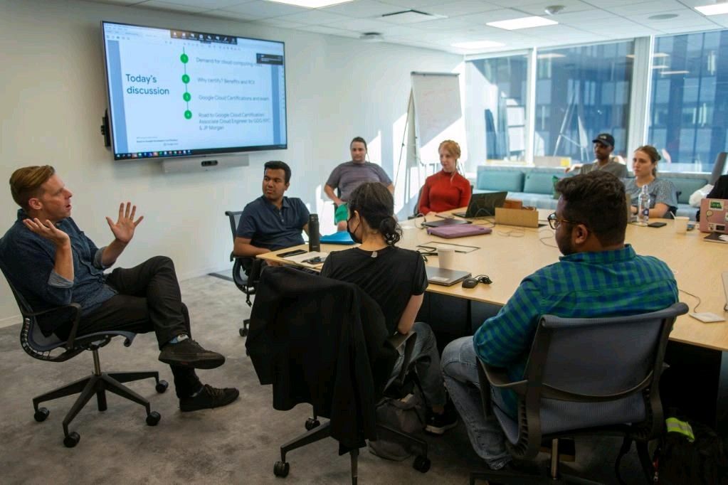 Why should you join a Certification Study Group? #PrepWithGDG

👩‍💻 Learn with support from experts
📝 Prep for the exam with fellow devs
🎉 Get Cloud certified

Get hands-on training in-person or online → goo.gle/3HkSCLy