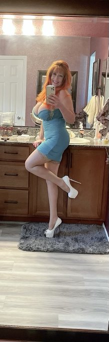 Happy Tuesday Baby!💋 for more selfies come join me over at https://t.co/m624uaK3UK https://t.co/LkdQ<a href="/tag/stockings"class="tags"><span>#stockings</span></a><a href="/tag/milf"class="tags"><span>#milf</span></a><a href="/tag/longlegs"class="tags"><span>#longlegs</span></a><a href="/tag/nylon"class="tags"><span>#nylon</span></a><a href="/tag/seams"class="tags"><span>#seams</span></a><a href="/tag/toyplay"class="tags"><span>#toyplay</span></a>