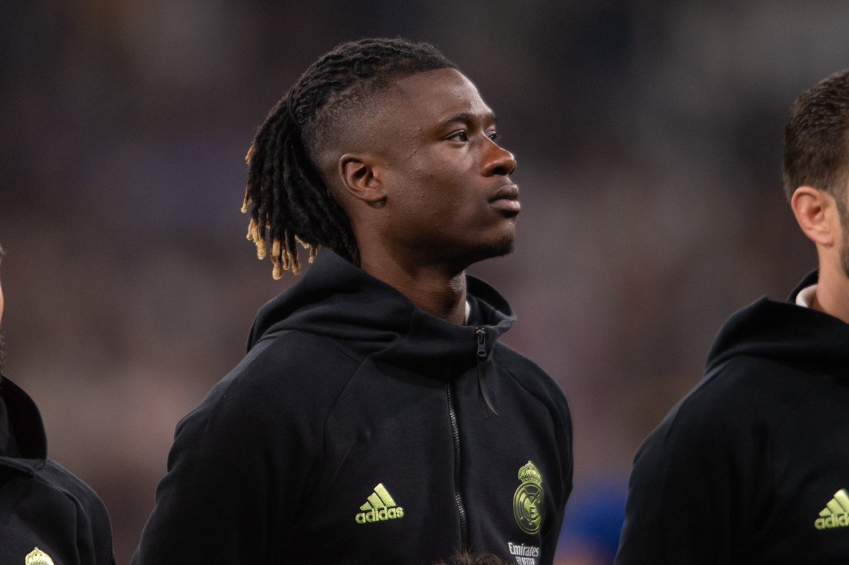 _BeFootball's tweet photo. Journaliste : « Il vous plaît maintenant ce poste d’arrière-gauche ? »

Eduardo Camavinga : « Non toujours pas. » 😭

(@CanalplusFoot) https://t.co/6f8KlFi8oO