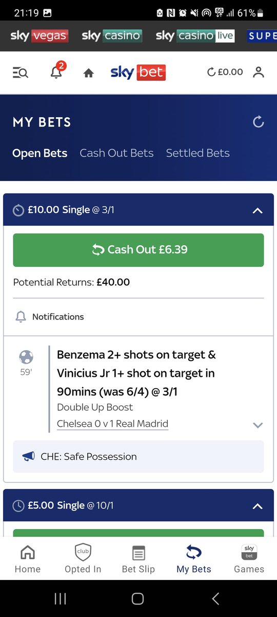 AaronBuckley5's tweet photo. @SkyBetHelp this needs paying out, vinicius had a clear shot on target, the free kick given was nothing to do with him being offside, ridiculous again @SkyBet robbing customers https://t.co/4M7bGX5VRR