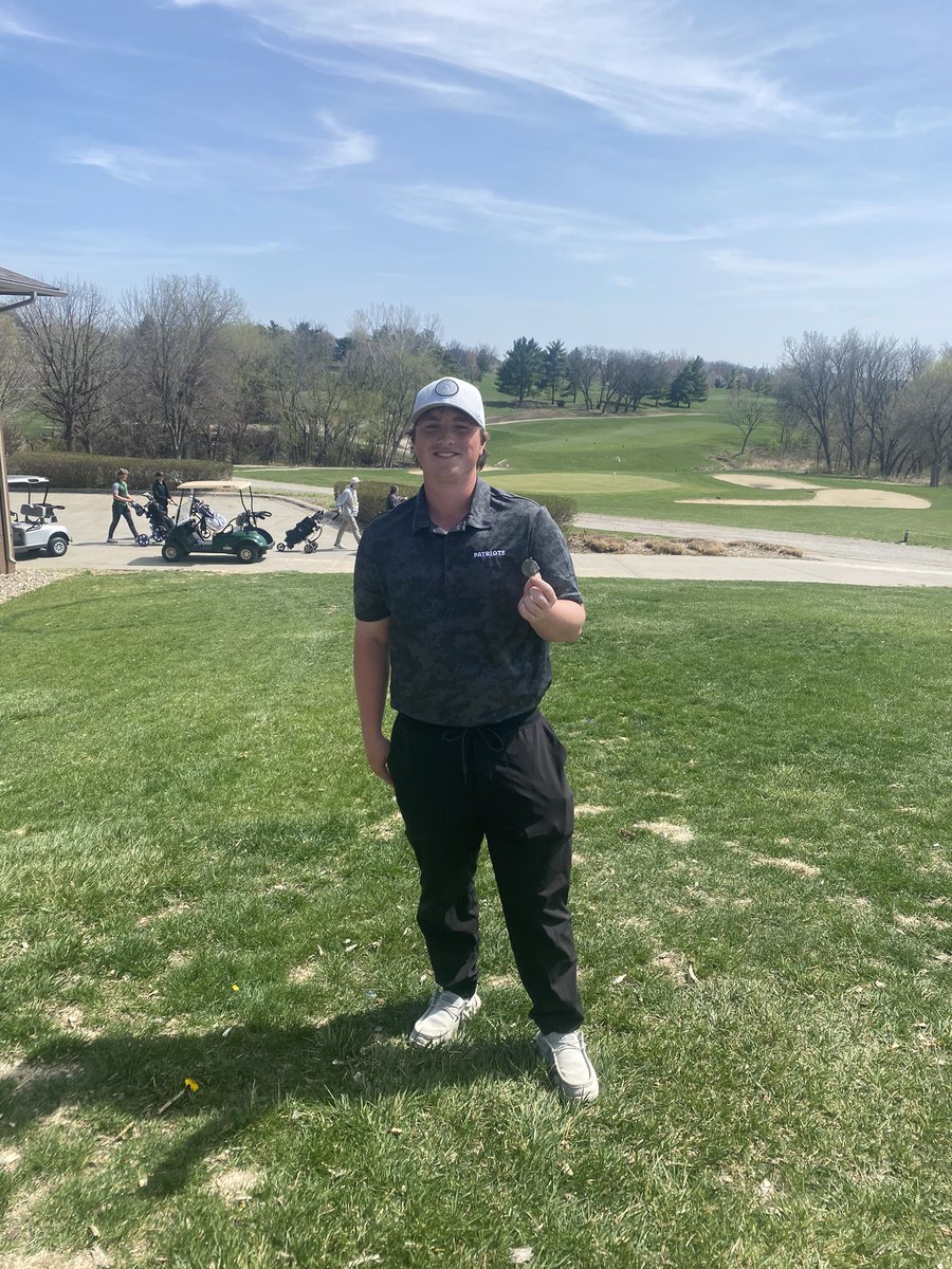 MSouthBoysGolf's tweet photo. Patriots took home the Championship today with a new team low of 316 at the Chieftan Invite!! Some great shooting today! 🏆🥇
Carey- 74 (Runner Up)
Ronke- 76 (4th)
Clements- 81
Hessel- 85
Locum- 88
@MSHSactivities https://t.co/PWxZTWtrbL