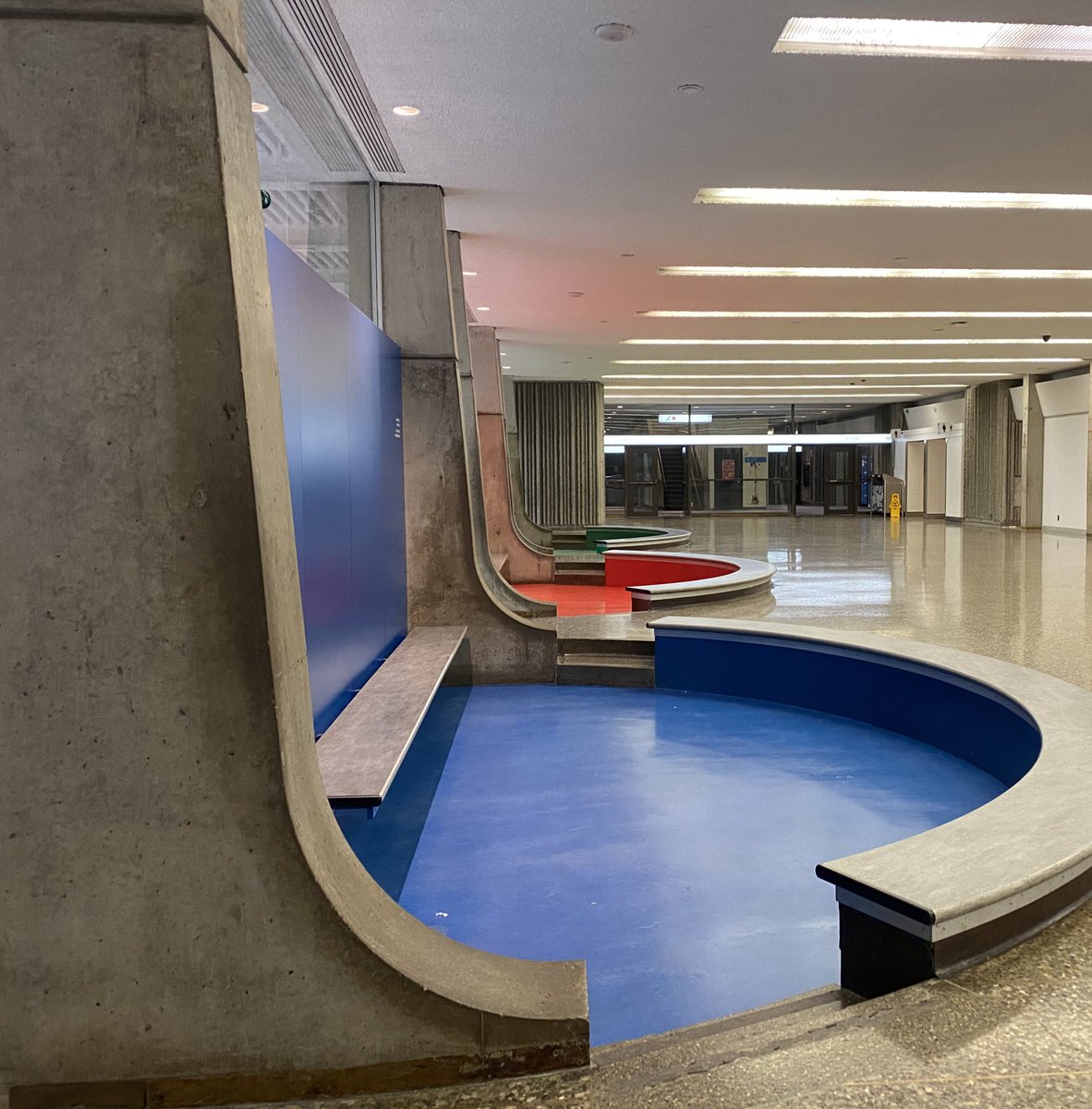 alexbozikovic's tweet image. Every Southern Ontario child has sat on these benches.