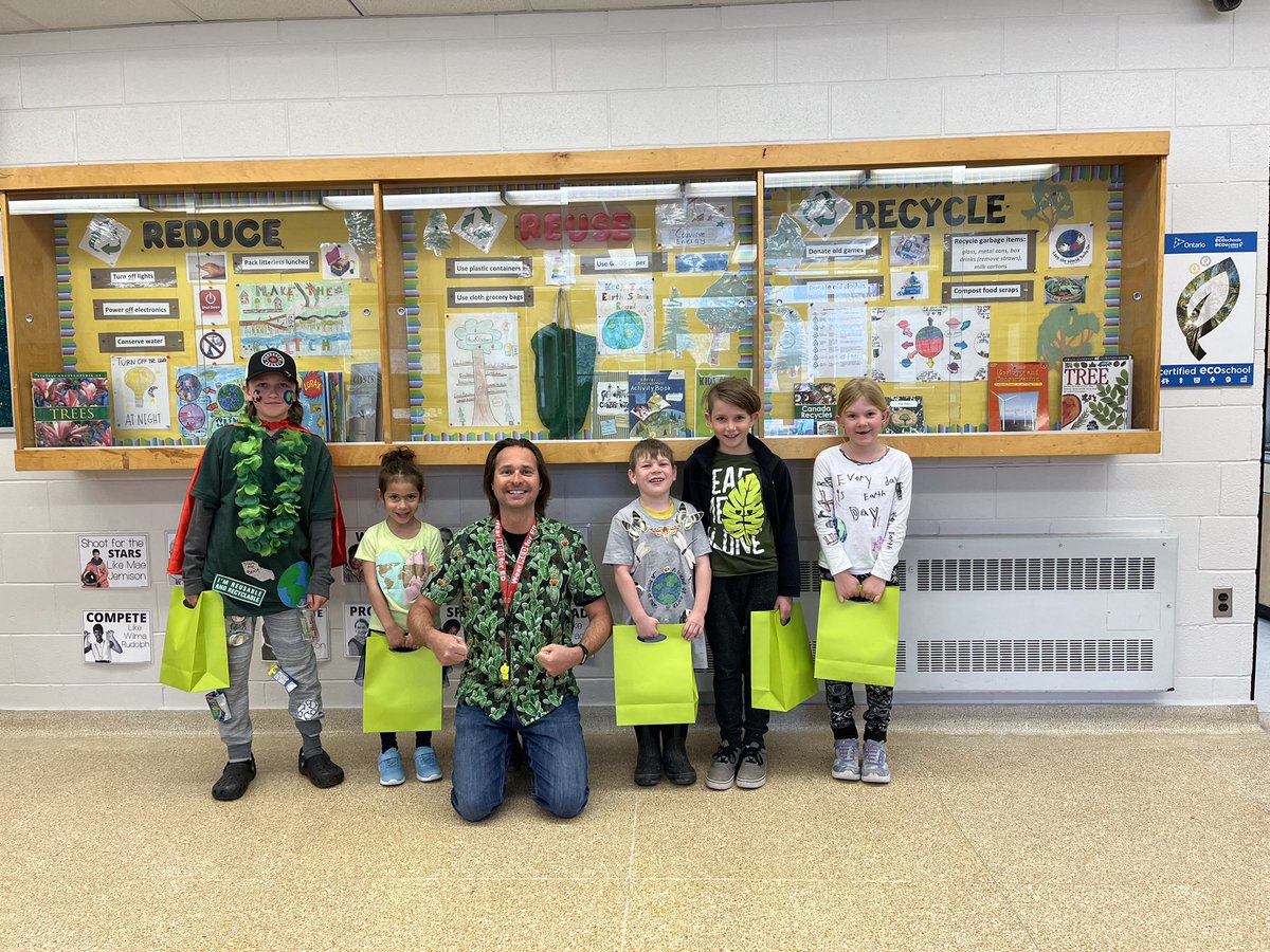 RossRMacKayPS tweet media