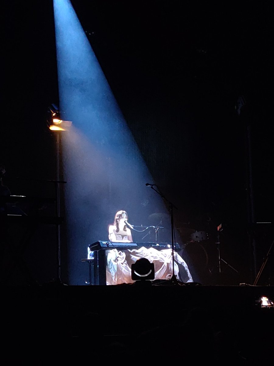 bambaşkasın <a href="/birdy/">Birdy</a>