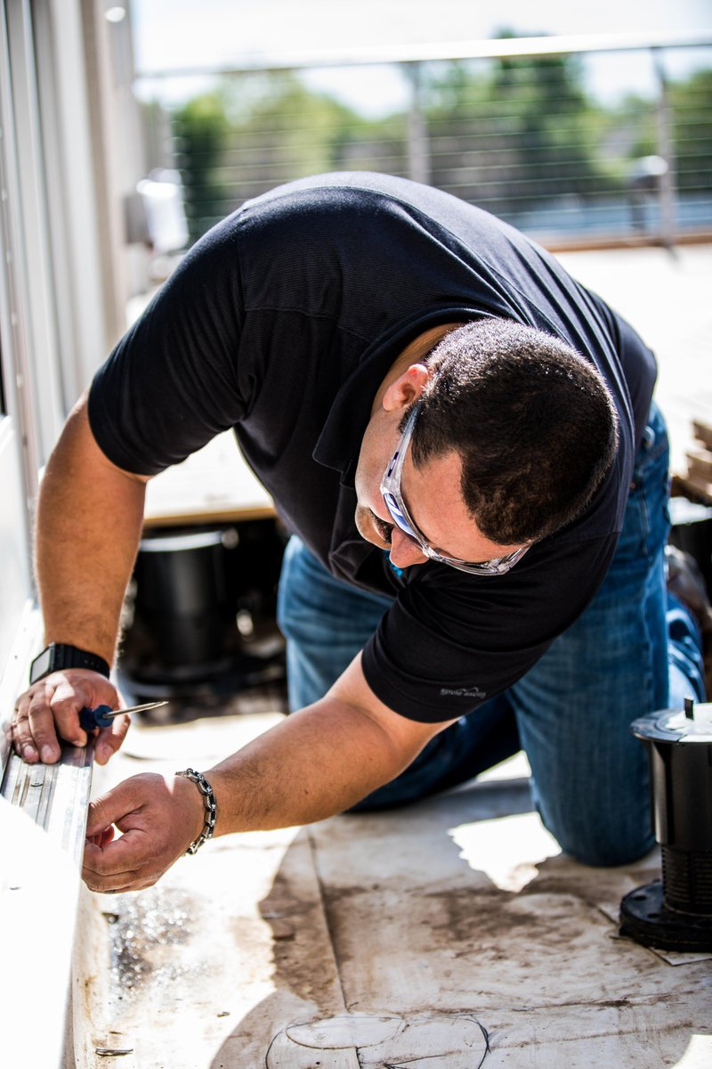 HuttonBuilds's tweet photo. Hutton Facility Services is hiring the ultimate Jack-or Jill-of-all-trades. Apply here to learn more:
https://t.co/cr2hi5cQjE

On projects big and small, our Facility Services technicians handle all types of work

Share this post with your handy friends and family, too. https://t.co/jyHlEoDuIY