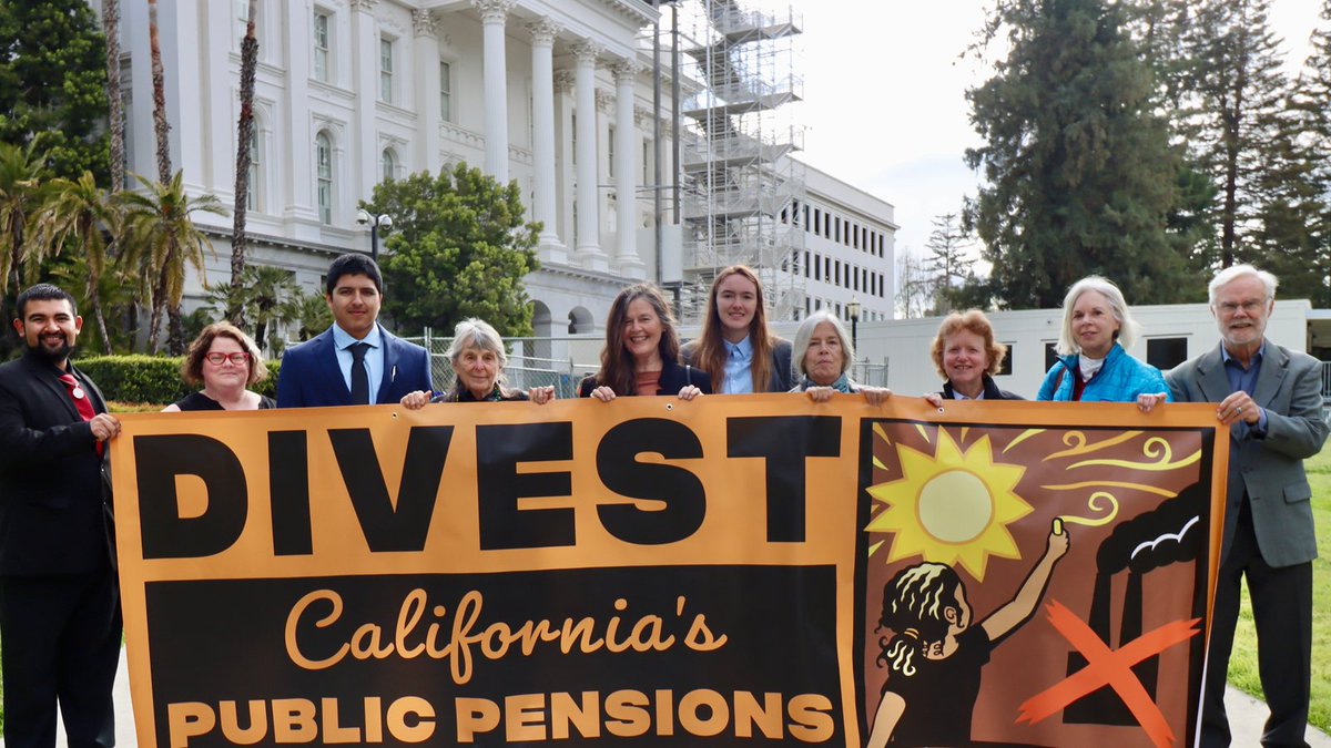 FossilFreeCA's tweet photo. Here we go again! We passed our first committee and we’re here at the Capitol in Sacramento for SB 252’s second hearing.

#SB252 will divest California’s public pensions of fossil fuels.

1/ https://t.co/nt00H05poQ