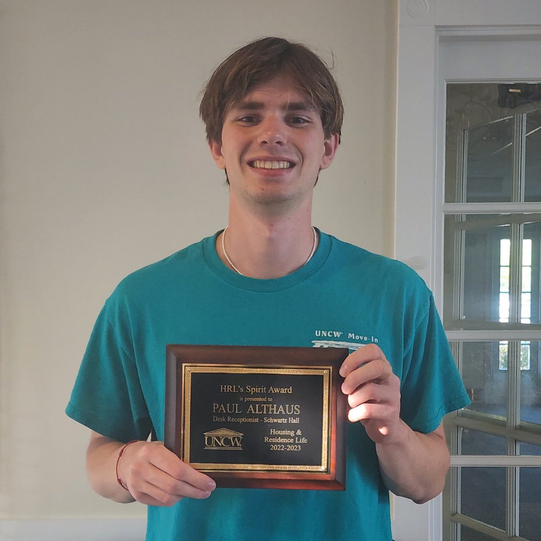 UNCWHRL's tweet photo. This past Friday we hosted our Student Work ceremony where we invited our DRs, FDOAs, and ARCs to celebrate thier accomplishments. Give kudos to our award reicepients: Hayden Stephens, Matt Bues, Tyler Britner, and Paul Althaus.
#uncwhrl #lovewhereyoulive #uncw https://t.co/tGx2hdfWPc