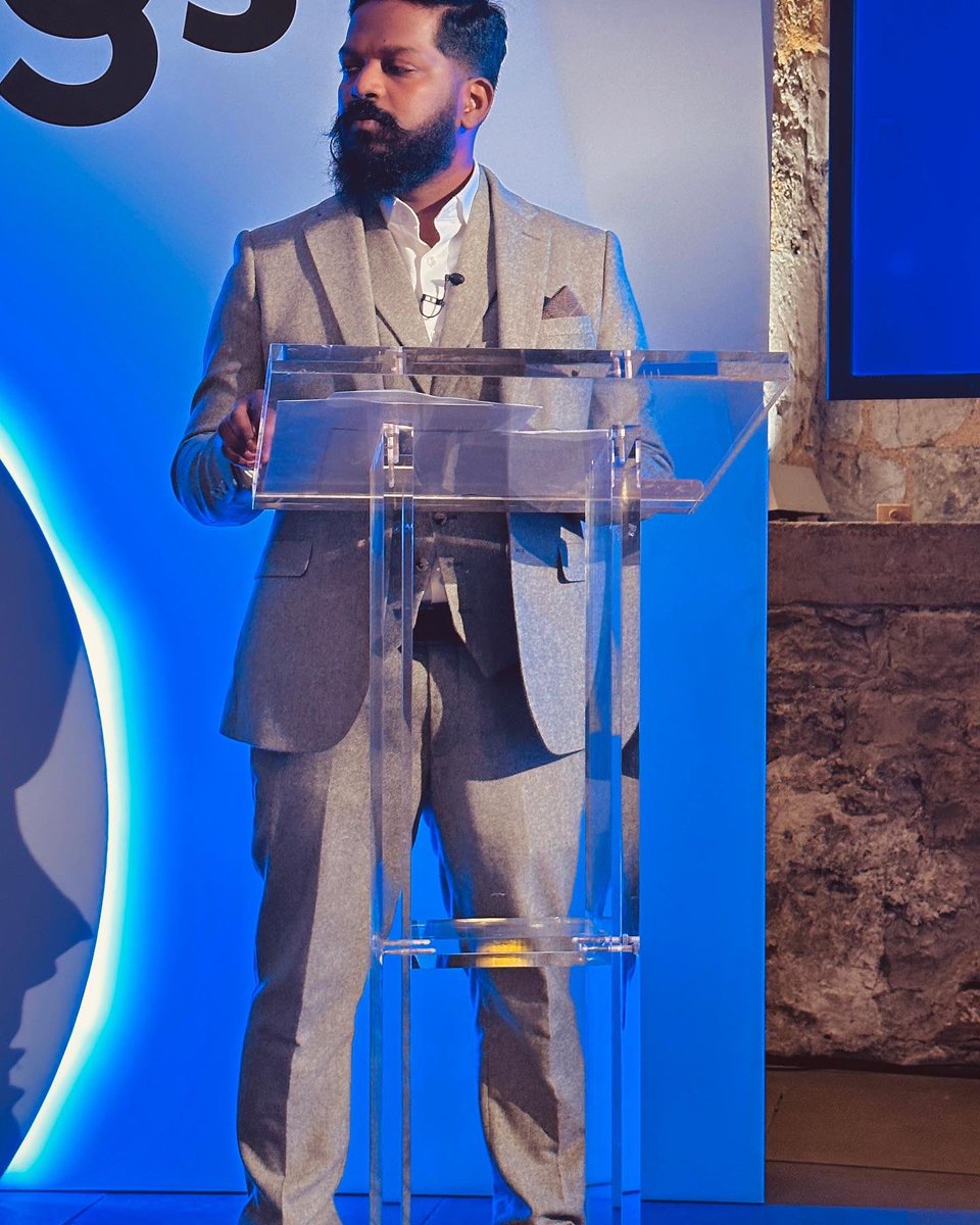 scubeco's tweet photo. @scubeco CEO @ShovanCo discussing future of web technology for Fintech at the @InnFin #IFGS2023 https://t.co/tS5FAprCT6