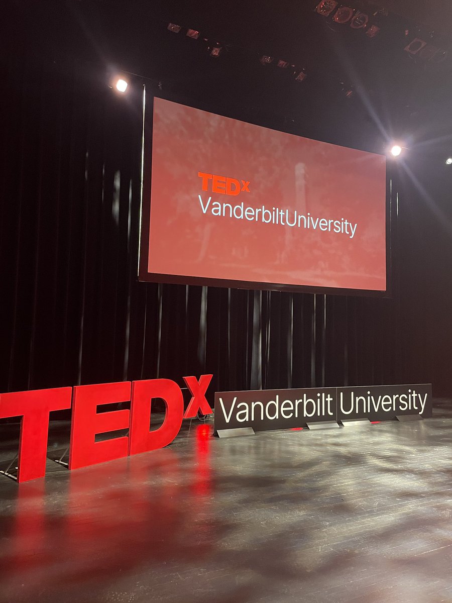 90 minutes until showtime!