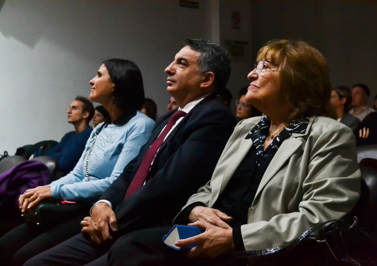 somoslakennedy's tweet photo. La Universidad Argentina John F. Kennedy se complace en haber sido sede de la charla exclusiva "Estrategias de Negociación", dictada por Frieder Gamm, invitado por @AmChamArgentina
Compartimos las imágenes.
#SomosLaKennedy #LaKennedy #UnPasoAdelante #NetworkJoven https://t.co/BzQ2IjBaLg