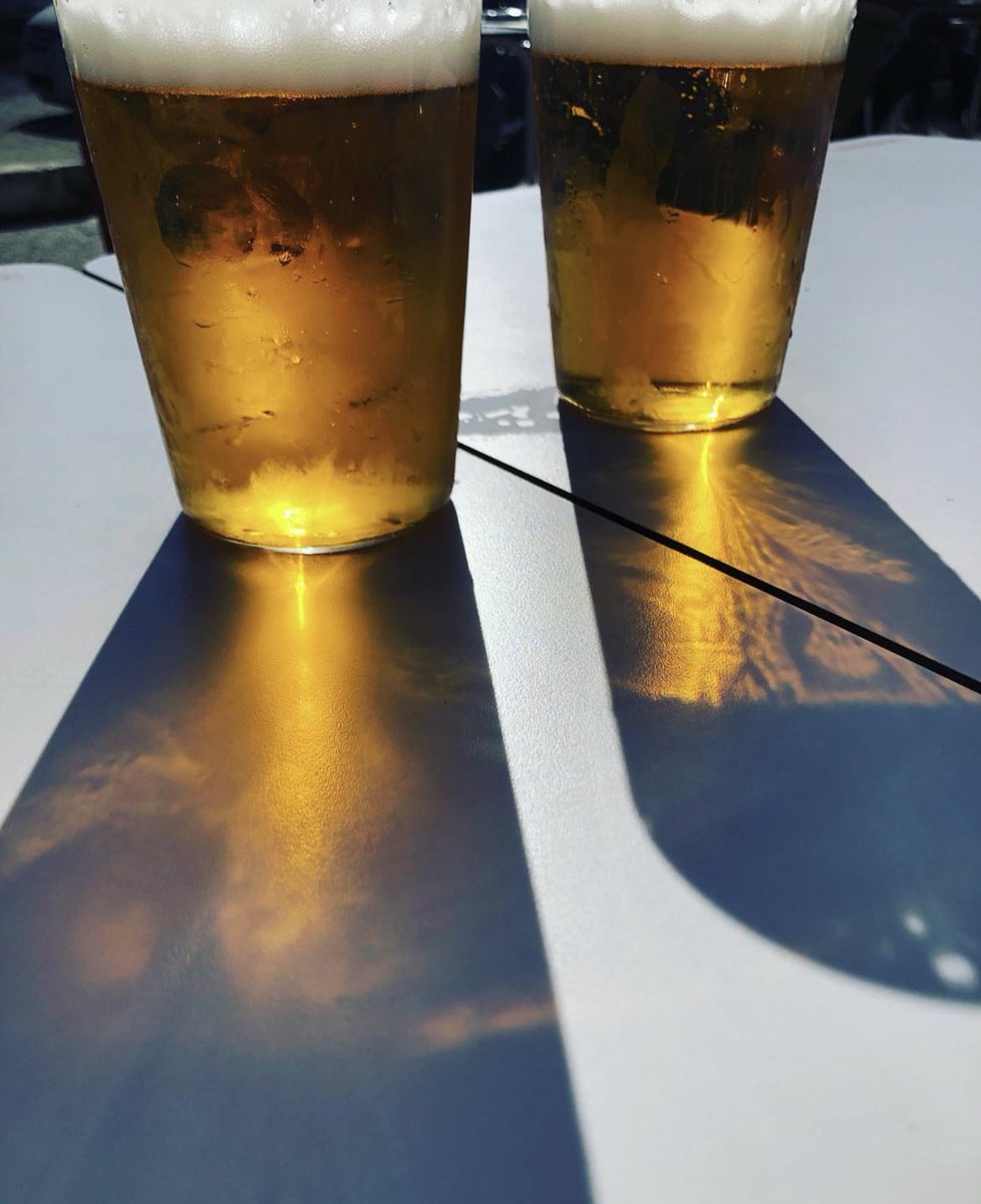 Desde el ODER queremos apoyar a todo esos bares hispalenses que llevan toda la vida de generación en generación sirviendo el líquido elemento, la cerveza, no el agua, a pie de calle. No se puede perder esa cultura, por eso todos los oderianos gritamos #LosTanquesALaCalle 🍺