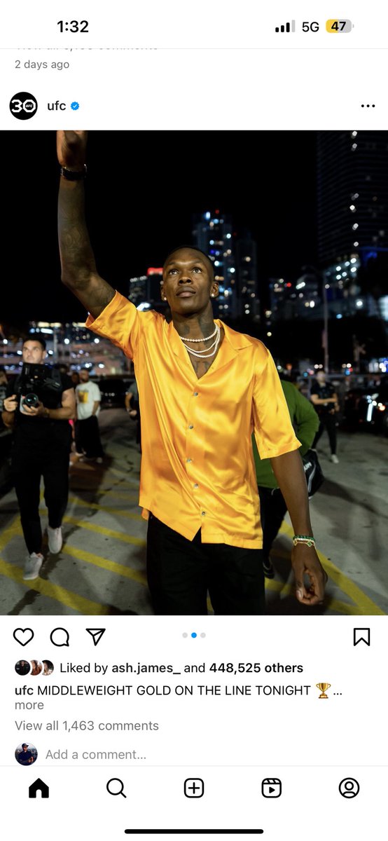 Forever Photobombing