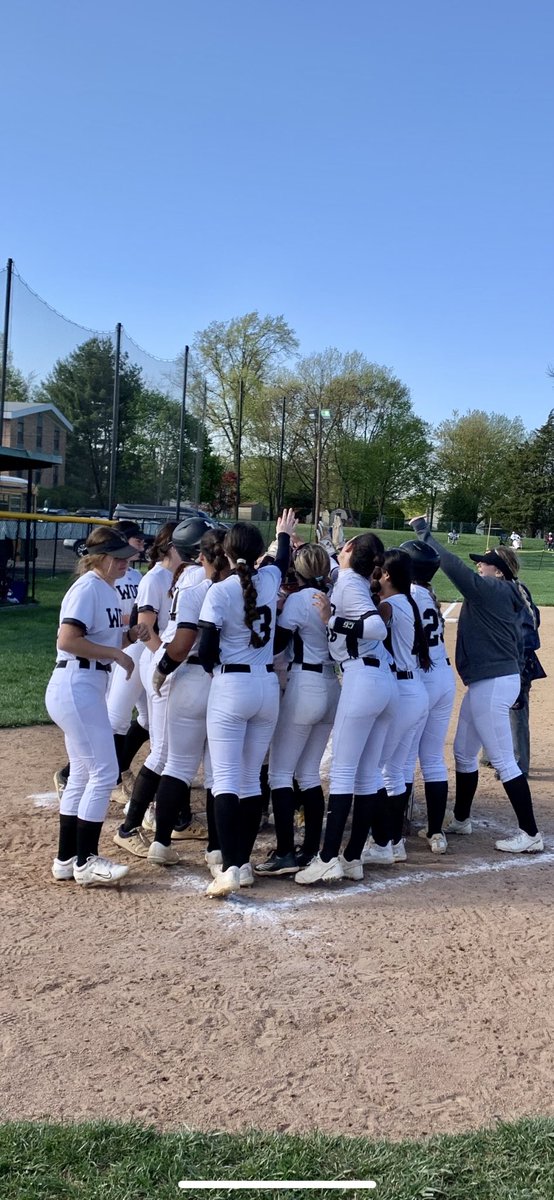 Wood_Vikings's tweet photo. Wood takes a 10-3 lead over Gwynedd after Paige Ross’ 2nd HR of the day.  ⁦@Wood_softball⁩ https://t.co/c3vvzGARuT