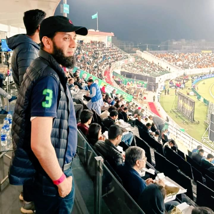 AligMUGHAL333's tweet photo. Happy Birthday Sir @TararAttaullah sb! May you live long 🤲🏻
May Allah bless you with full of happiness in your life❤️❤️❤️ https://t.co/d8sC5fl1xj