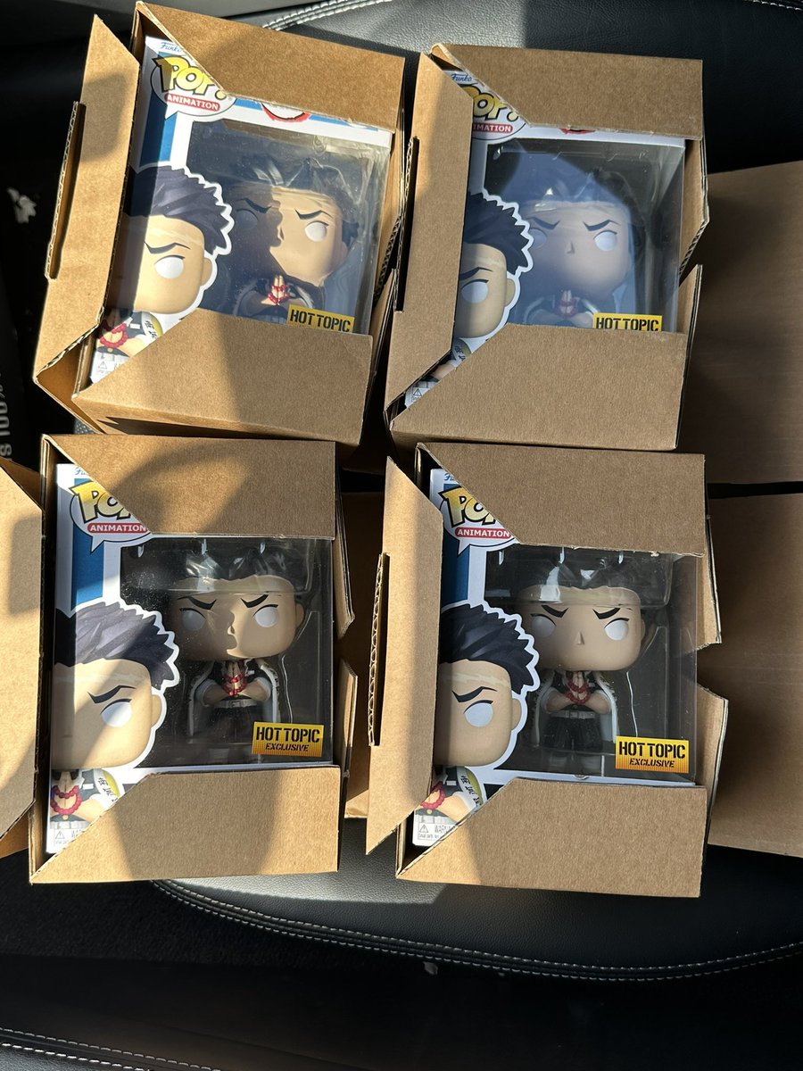 MOESKIDZ's tweet photo. Things you hate to see! ๐ฅฒ thank you demon slayer for giving me the one piece treatment lol ๐
#funko #funkofail #nochase #onepiecebadluckjuju #pain https://t.co/Bk2SvET3yl