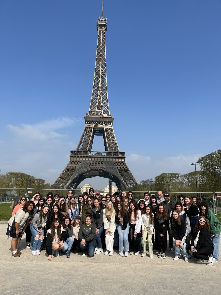 KimBray03's tweet photo. What a day!  Bus tour, Versailles, and an evening boat ride on the Seine. We will sleep well tonight! https://t.co/Qz0JnuQEot