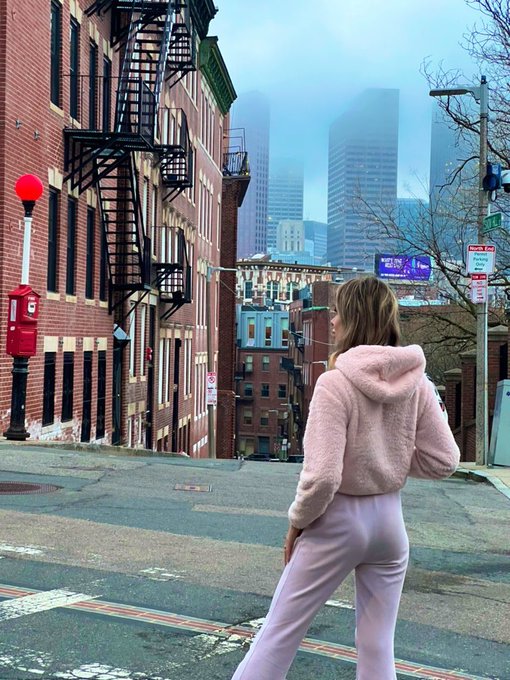 Enjoying Boston with my wifey @BaileeParis :) https://t.co/rXhLH7iVhY<a class="tags" href="/tag/baileeparis">@baileeparis</a><a href="/tag/newyork"class="tags"><span>#newyork</span></a><a href="/tag/pizza"class="tags"><span>#pizza</span></a><a href="/tag/hellokitty"class="tags"><span>#hellokitty</span></a><a href="/tag/meowyork"class="tags"><span>#meowyork</span></a>