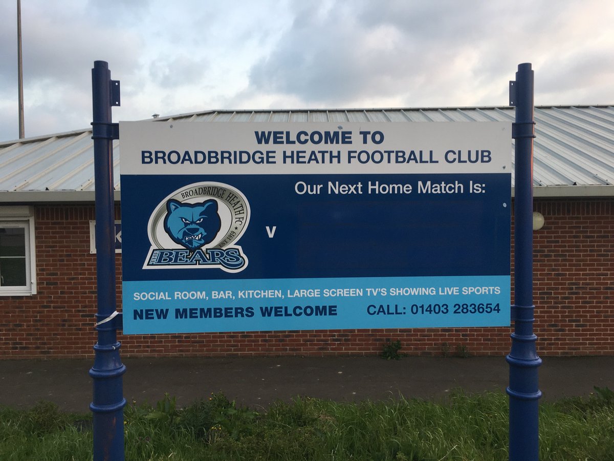 NLChronicles's tweet photo. Charlie Bradford’s report from the @TheSCFL Division One Challenge Cup Semi Final between @Billingshurstfc and @FrowFC (played at @thebearsbbhfc) is now available to read on https://t.co/FZvhow7xtQ https://t.co/Orl1EQqnvT