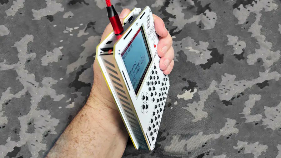 Hacksterio's tweet image. .@bobricius shows off the PyPrCa, an RP2040-powered Python programmable calculator: bit.ly/3oru5xe