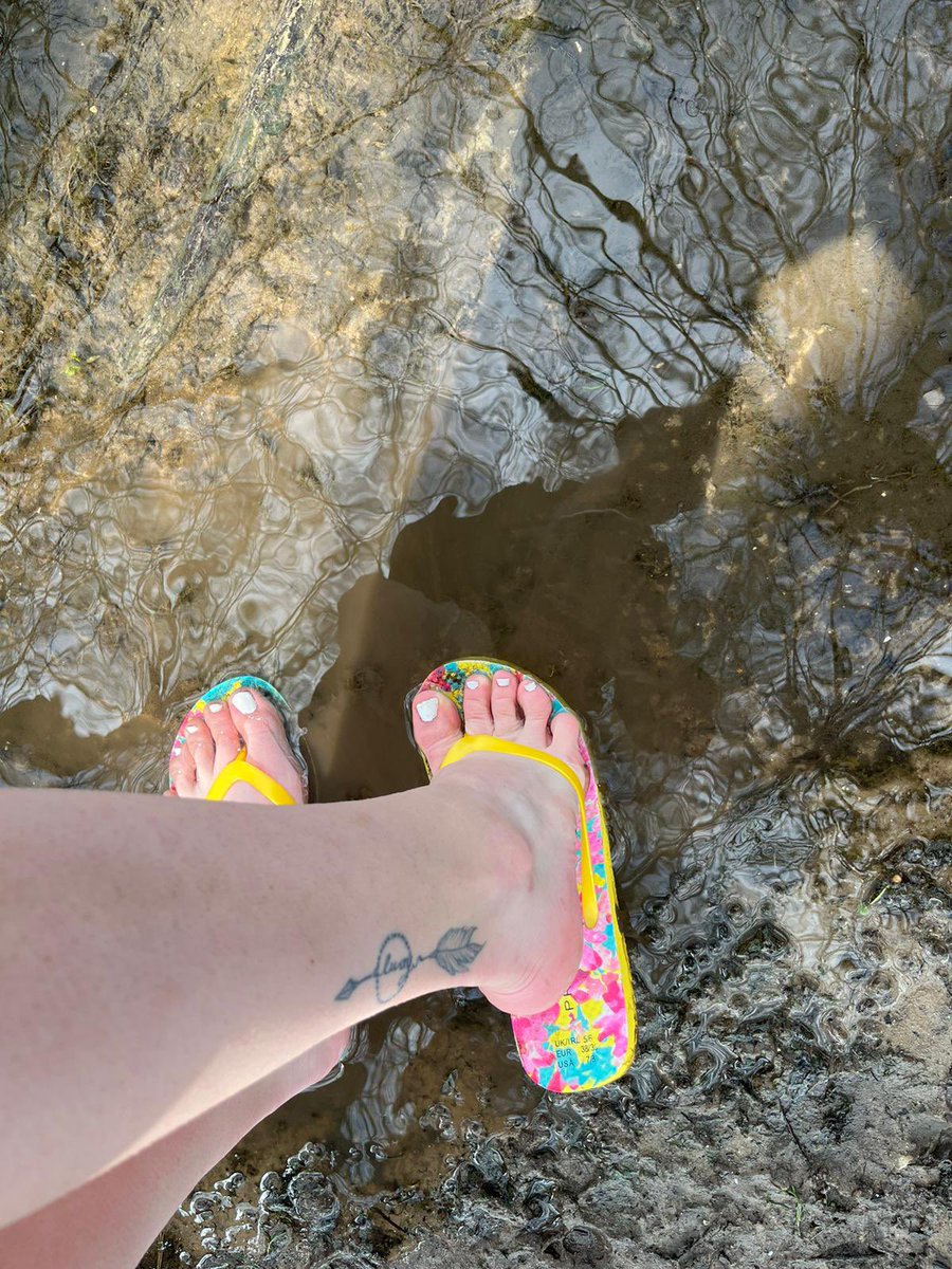 vicky_feet22's tweet photo. @l0verforf00t @GamertoesKZ @frillymillyx https://t.co/lZgmESHbU5