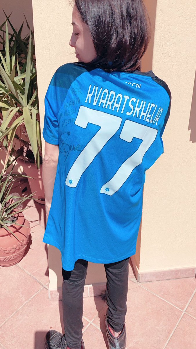 IlariaMuresu2's tweet photo. E comunque vada… Kvara ci sarò sempre per te. La tifosa N.1 italo-georgiana ♥️ #Kvaratskhelia #Calcio #UEFA #ForzaNapoliSempre #Scoliosi #disability @Geo__team #ForzaNapoliSempre https://t.co/2EMGsaZ2ce