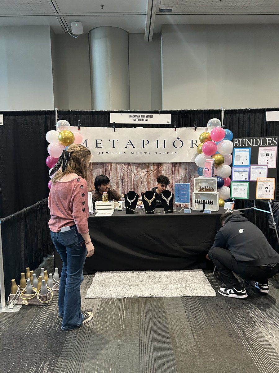MetaphorVe's tweet photo. Getting closer https://t.co/DyVCq59MYo