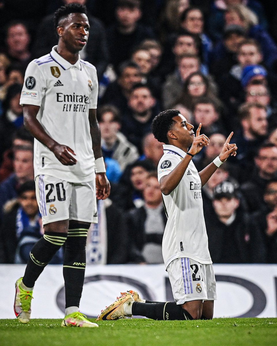 MunachimsoCM's tweet photo. At the Santiago Bernabeau they got pain
At the Stamford Bridge they got slain
Rodrygo Goes came with a special Cane
#UCL #CHEMAD #CHERMA https://t.co/xr6BYeqmGp