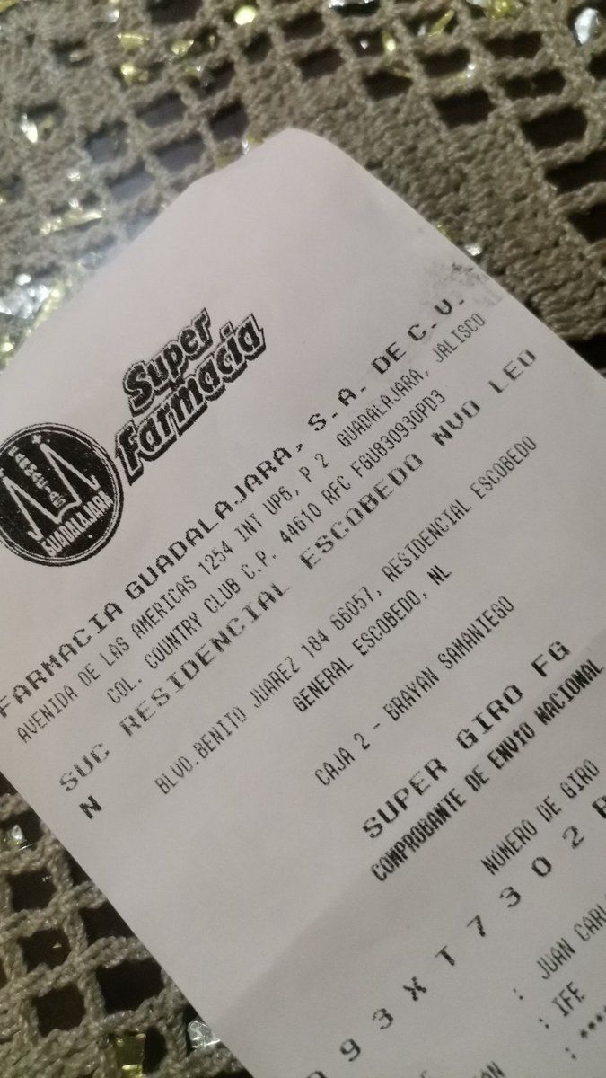 Karipunchis's tweet photo. @FarmaciasGdl empleados no capacitados para hacer envíos de $, dos veces se equivocaron y tuve que pagar comisiones doble, no saben cancelar, nunca tienen cambio, en fin, pésimo servicio ❌ https://t.co/BSCX9OCVJy
