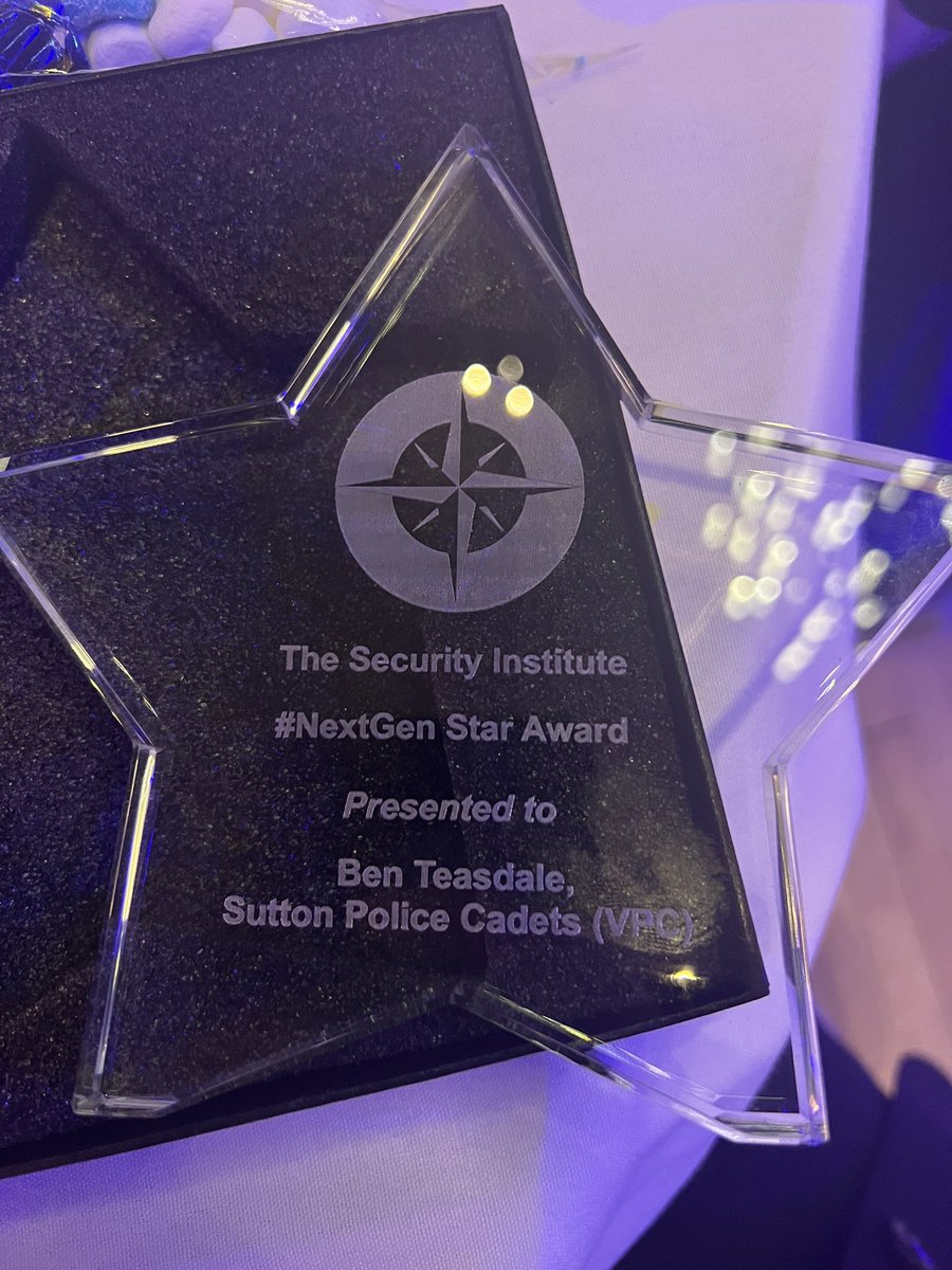 Sutton_VPC's tweet photo. Great to be at #TheSecurityInstitute Gala Dinner &amp; Awards tonight where #Sutton cadet Ben was awarded the #NextGen Star Award 🥳

Super proud, well done Ben!! 

@SyInstitute | @NationalVPC https://t.co/DAF7BDkOAL