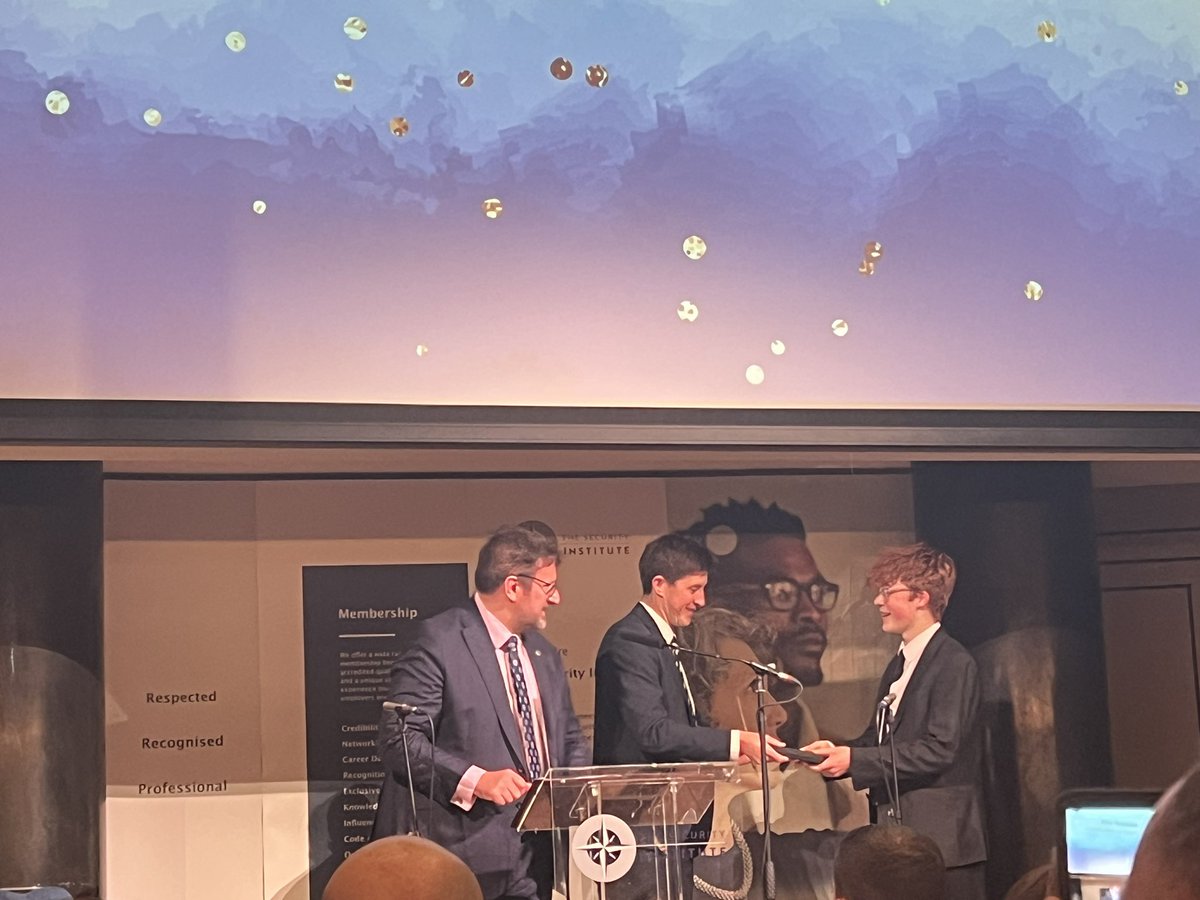 Sutton_VPC's tweet photo. Great to be at #TheSecurityInstitute Gala Dinner &amp; Awards tonight where #Sutton cadet Ben was awarded the #NextGen Star Award 🥳

Super proud, well done Ben!! 

@SyInstitute | @NationalVPC https://t.co/DAF7BDkOAL