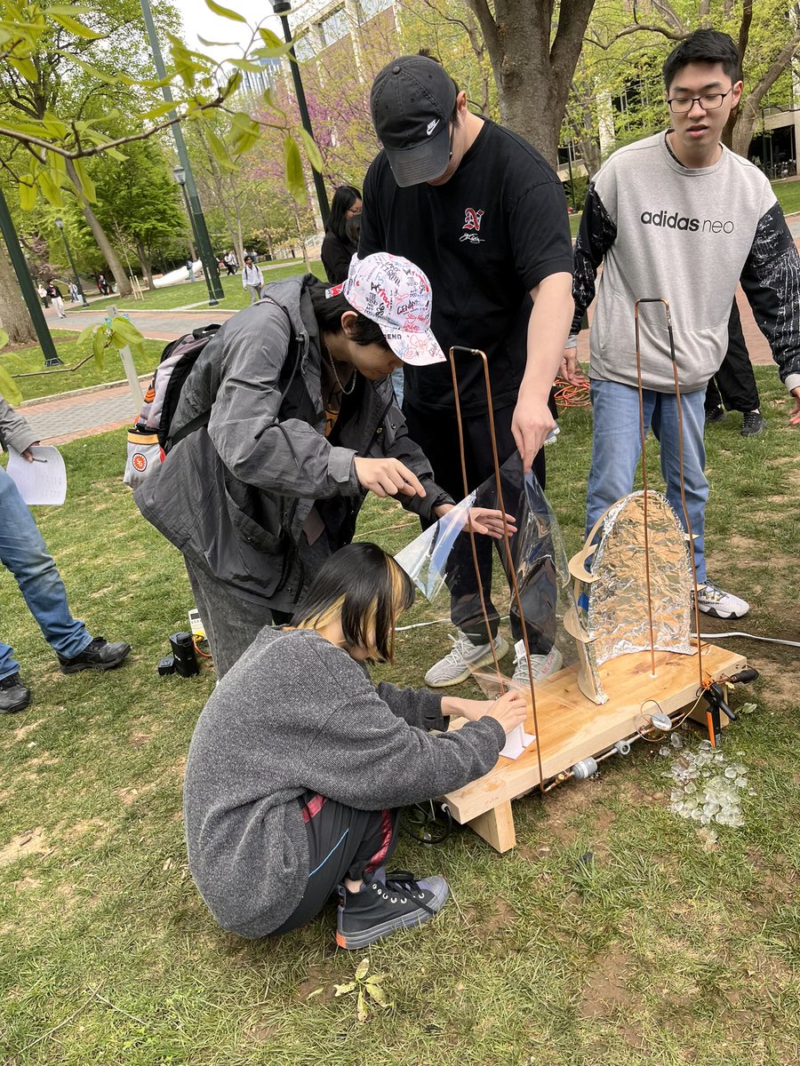 ericteitelbaum's tweet photo. I had a blast today at the (hopefully first of many) annual heat pumping demonstrator. Very proud of my @WeitzmanSchool students developing abstract and creative ways to interface with heat pumps. Thanks to @kippworks and @ForrestCHAOS for the conceptual and functional review! https://t.co/BLfbn0zjQy