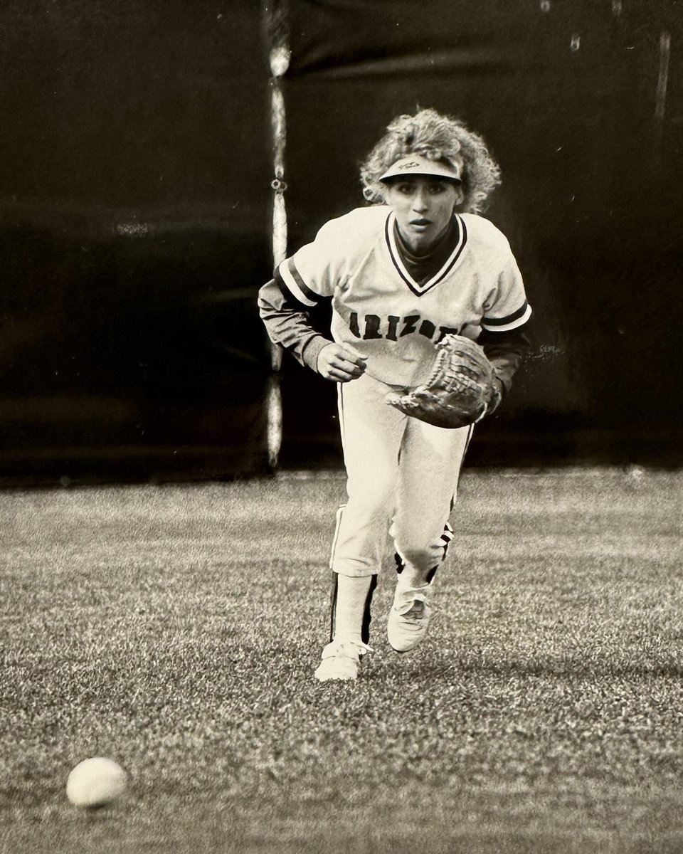 ArizonaSoftball's tweet photo. We are deeply saddened by the passing of Tucson native Stacy Redondo. 

Her impact on our program and the local softball community will never be forgotten.

We send our thoughts and our love to her family. https://t.co/HcYplTERKr
