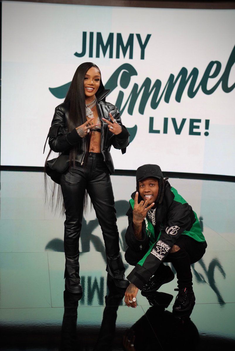 Tune in to <a href="/jimmykimmel/">Jimmy Kimmel</a> tonight with me &amp; <a href="/lildurk/">THE VOICE</a> tonight @ 11:35pm est 🔥🔥🔥