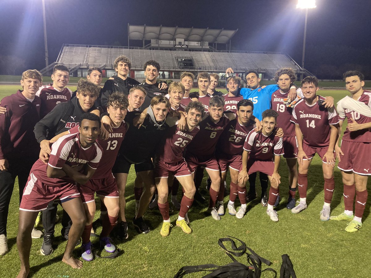 RoanokeMSoccer's tweet photo. Spring match 2-1 win at Radford this evening. Both @roanokemsoccer goals scored by Michael Ramsey, assists from Kyle Butcher and Till Schumacher/ Alex Lopacinski.  Conclude our spring season with our annual alumni match Friday evening at 8pm at Kerr Stadium. https://t.co/l1JEYCVEKx
