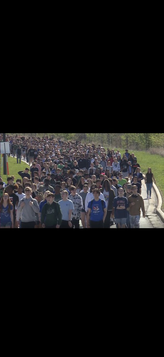 I experienced chill bumps observing 1000+ <a href="/SHSFalcons/">Staley High School</a> students and staff walk today to honor their classmate. <a href="/NKCSchools/">NKC Schools</a> 
This was not a “get out of class for awhile” opportunity.   These kids were genuinely invested and involved in the purpose and relevance.   Beautiful.  💙