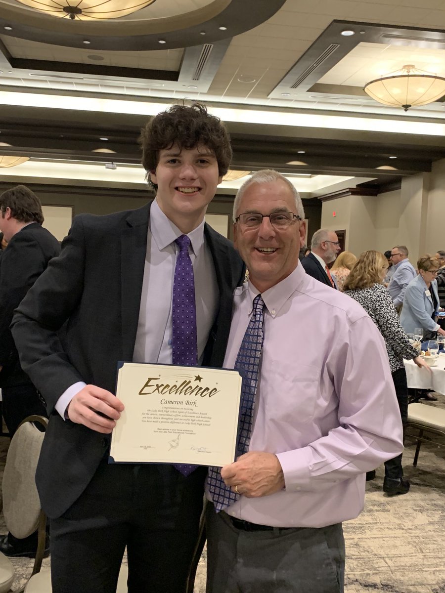 Lake Park Swim Team tweet media