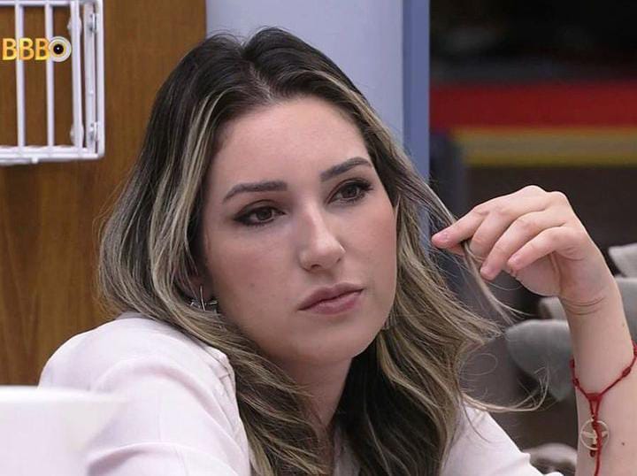 poponze's tweet photo. 🚨RECORDE! A participante do BBB23, Amanda Meirelles, vai se tornar a primeira campeã do reality que não ganhou uma prova do líder durante 100 dias de jogo. Gostaram? https://t.co/l0W3ULArIp