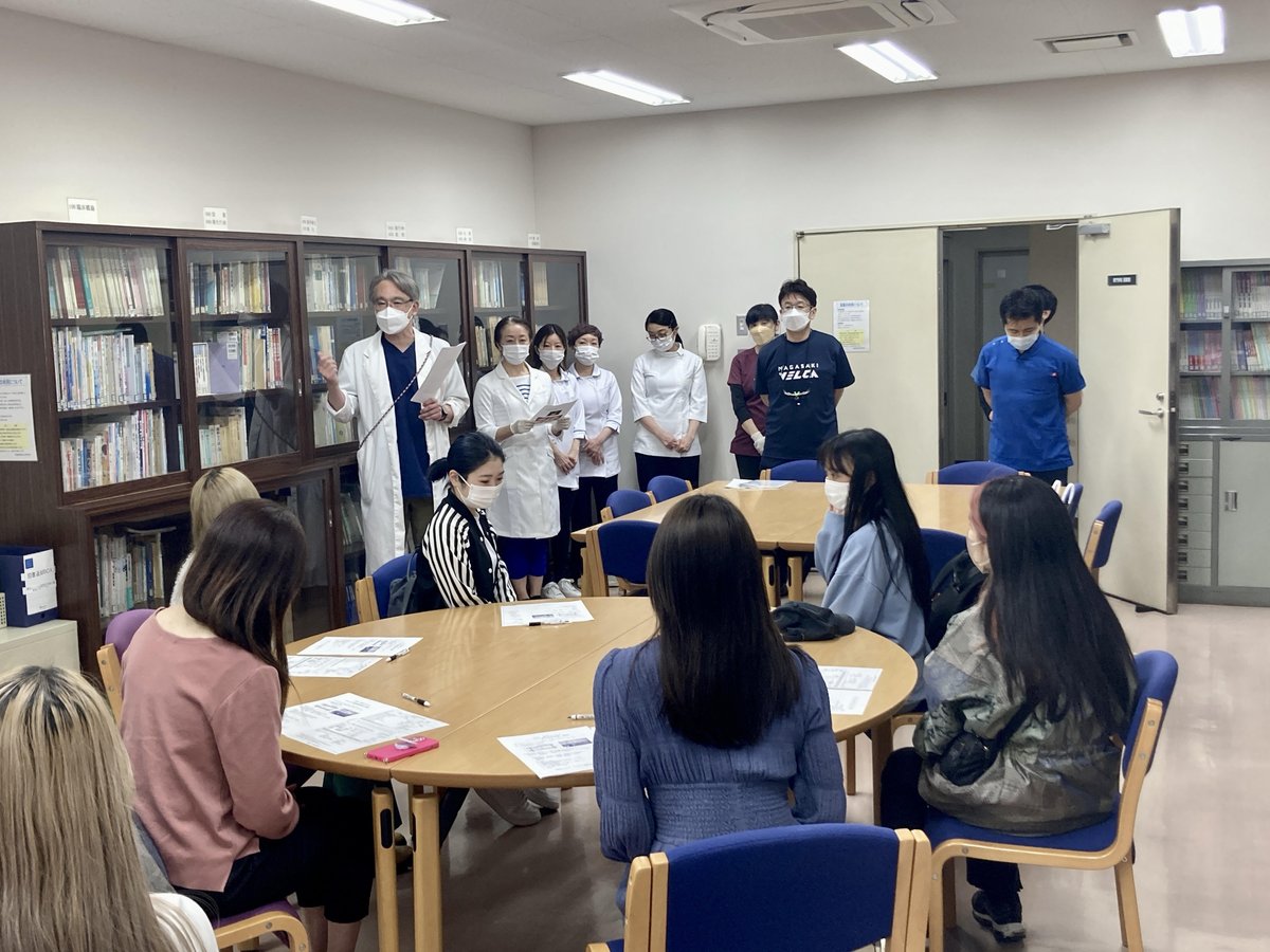 n_velca's tweet photo. 4/15(土)にデンタルサポート事業として #長崎県歯科医師会 の先生方に #長崎ヴェルカチアリーダー へ歯科健診・ホワイトニング提供を実施いただきました✨
白い歯で元気を届けていきます🦷ありがとうございました😆

#velca #オパールエッセンスgo https://t.co/Db3AgGzsnf