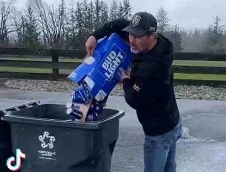 Jesse McLaren tweet media