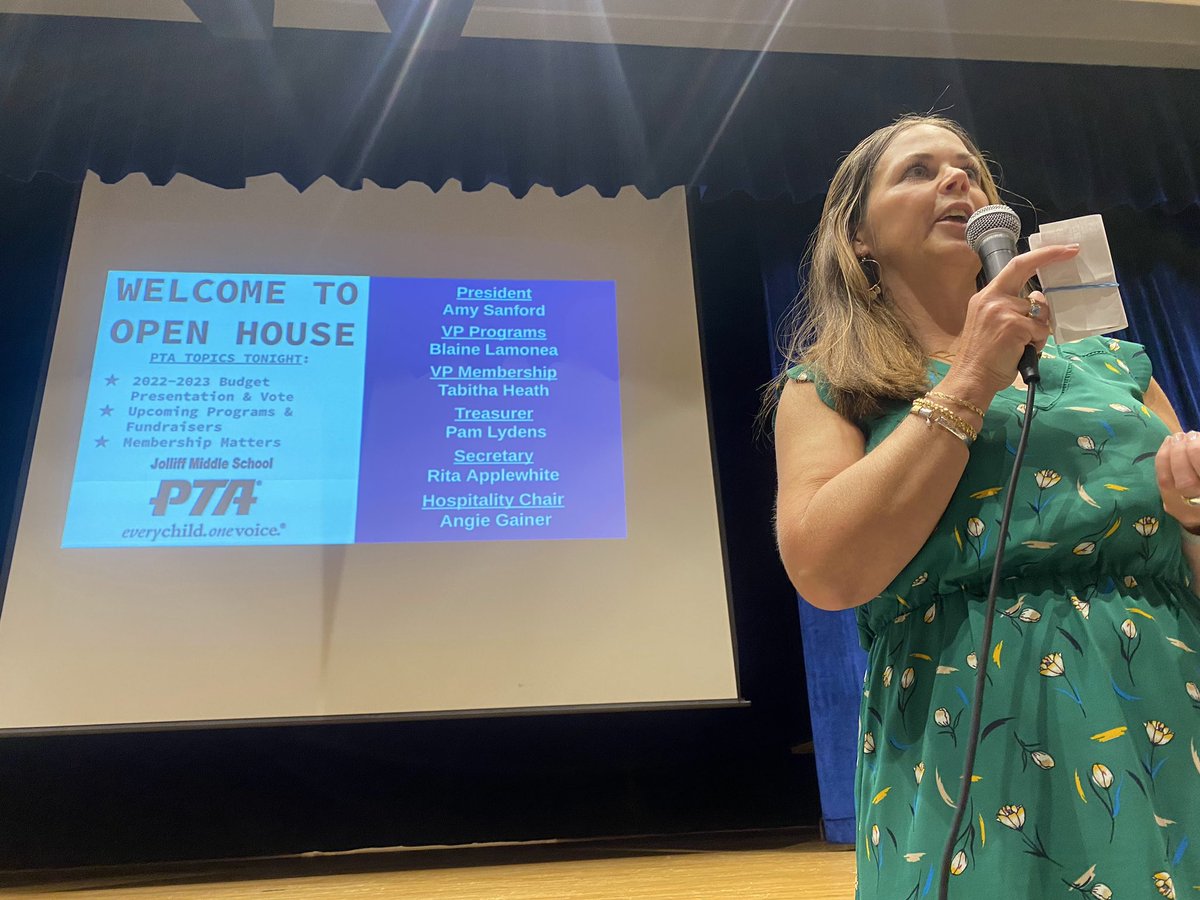JolliffMiddle's tweet image. Our dynamic PTA Board is always working for Jags! From awarding schol. awards to graduating former 🐆 to welcoming new Jags &amp;amp; prepping for the 8th gr dance… they PRESS to make JMS a great place to grow &amp;amp; thrive! #thankyou #PublicSchoolVolunteerWeek #engageCPS #serviceistheirJAM