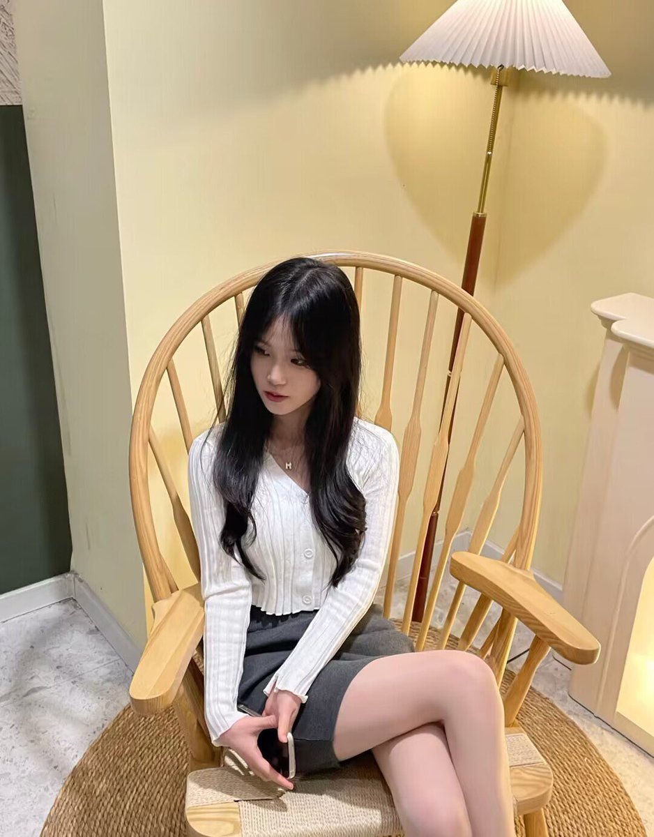 wyfil's tweet photo. 查看置顶推文获取联系方式

地区:怀化鹤城区
有课室可上门
妹子已验过放心约
服务：鸳鸯浴、调qing、口🔥、🐻推、后入、情趣👙、丝袜、制服情qu、
补课费：6-8张吹一次做一次    16-20张包🍃
#怀化约炮 #怀化兼职 #怀化援交  #怀化喝茶 #怀化资源 #怀化外围 #怀化上门 https://t.co/go3YZt4luS
