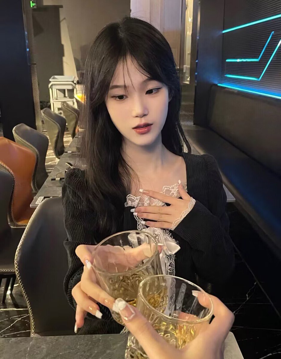 wyfil's tweet photo. 查看置顶推文获取联系方式

地区:怀化鹤城区
有课室可上门
妹子已验过放心约
服务：鸳鸯浴、调qing、口🔥、🐻推、后入、情趣👙、丝袜、制服情qu、
补课费：6-8张吹一次做一次    16-20张包🍃
#怀化约炮 #怀化兼职 #怀化援交  #怀化喝茶 #怀化资源 #怀化外围 #怀化上门 https://t.co/go3YZt4luS