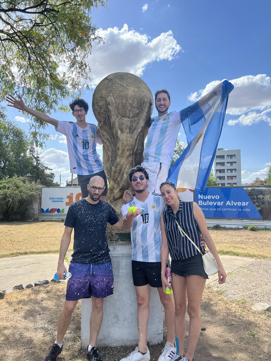 vdstorani's tweet photo. @periodistan_ 🇦🇷🤩 https://t.co/K5Vue56iVr