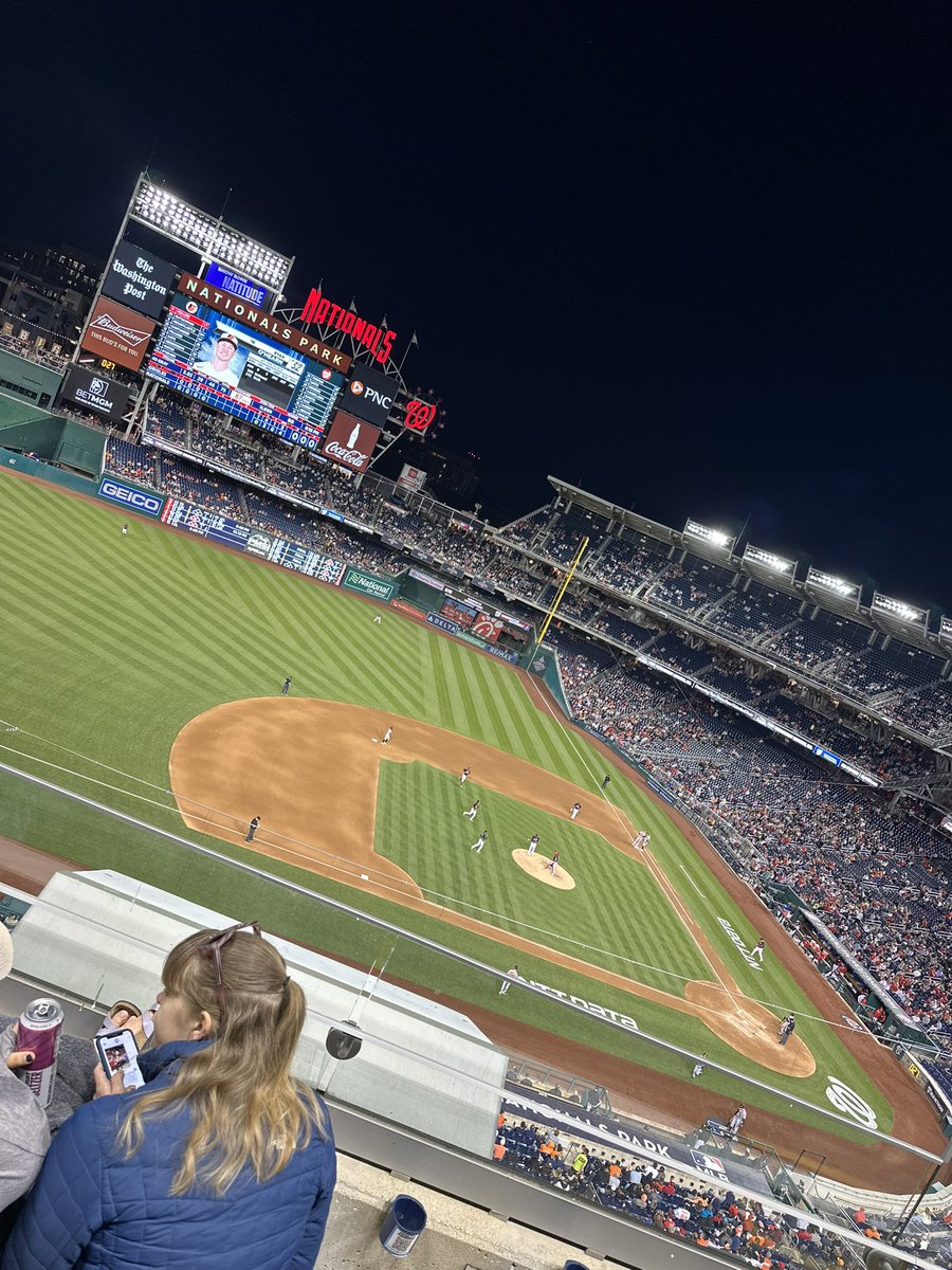 JSIMPS827's tweet photo. Took the kids and wife out for a date night and man what a great night for baseball! #Birdland #NATITUDE https://t.co/aBsKh1XUaq