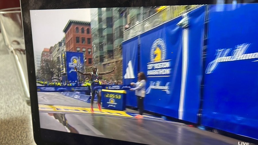 RunBlogRun's tweet photo. Coffee With Larry, 2023 Boston Marathon coverage, Evans Chebet, Hellen Obiri, Emma Bates, Scott Fauble and Des Linden - runblogrun
https://t.co/cWVC3DKwak , #bostonmarathon, #CoffeeWithLarry, #EvansChebet, #HellenObiri, #emmabates, #scottfauble, #desLinden, https://t.co/fnED0knTfa