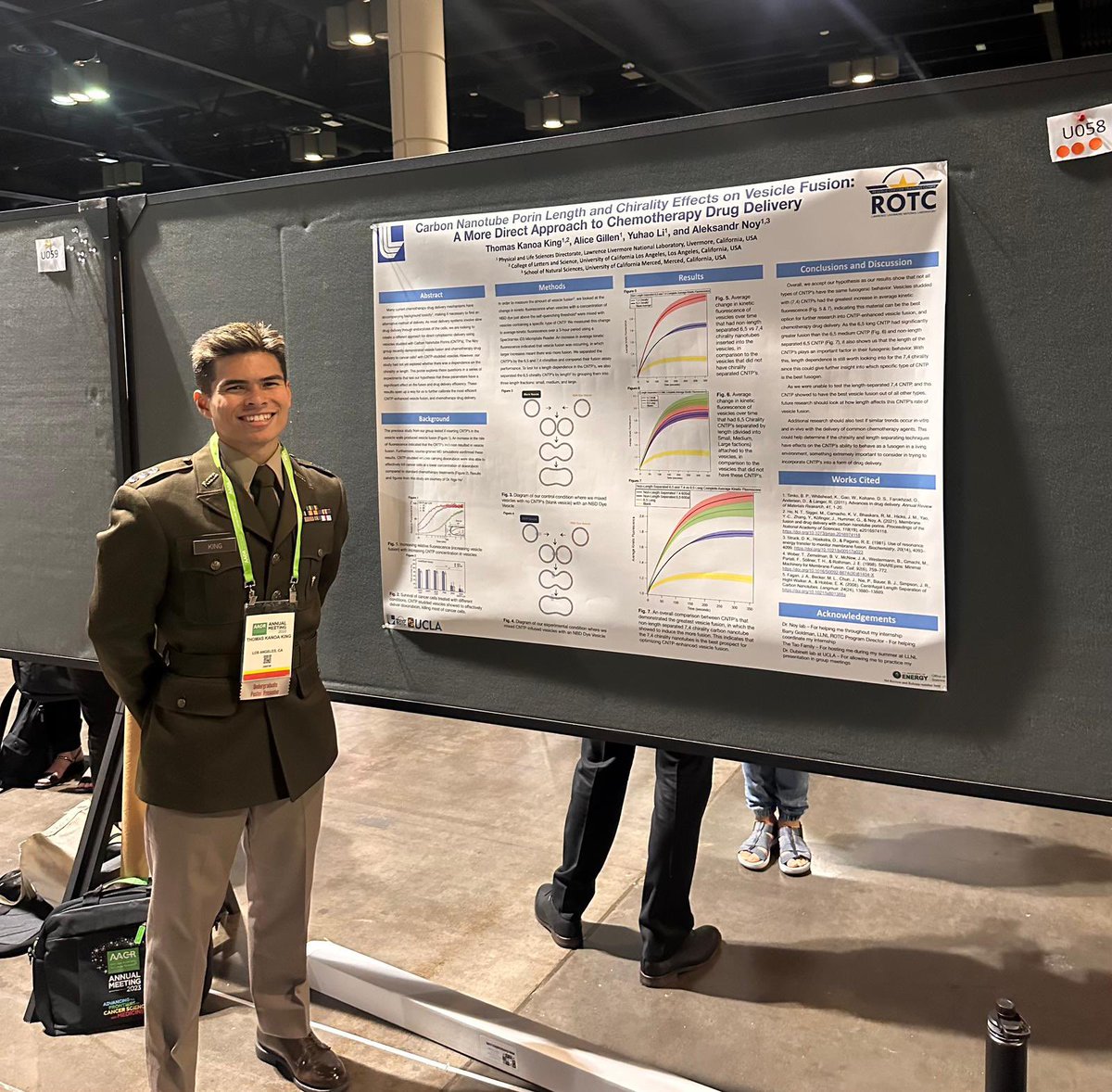 We are #BruinProud of CDT King who presented at @AACR’s annual meeting on research he started during his ROTC internship at @Livermore_Lab. Awesome!

#gobruins #beatcancer #bruinbn #ucla #armyrotc #cadetsofthewest #leadershipexcellence #choosetolead #leadersmadeheresince1920