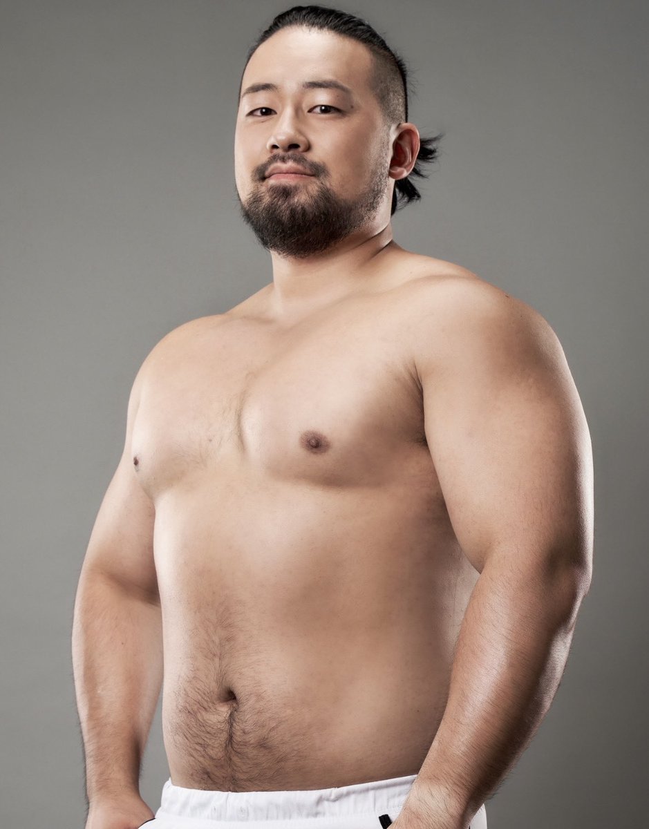 ■YUICHIRO
IMPACTでも大人気だったYUICHIRO が2019年ぶりに博多にcome back🎉

そして皆様気付きましたか？あえて顔を載せずでしたが、今回フライヤーの表紙になって頂きました✨

【皆様へ一言】
僕と一緒に踊って飲んで、たくさん楽しみましょう🪩素敵な夜になるようお手伝いさせていただきます💪