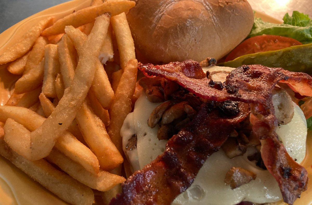 TCsReferee's tweet photo. Every TC’s Tuesday Night is BURGER NIGHT !!
From 5-10pm, buy one awesome half pound burger, get a second for HALF PRICE.
#BurgerLocal https://t.co/6eS4Ma6ZxC